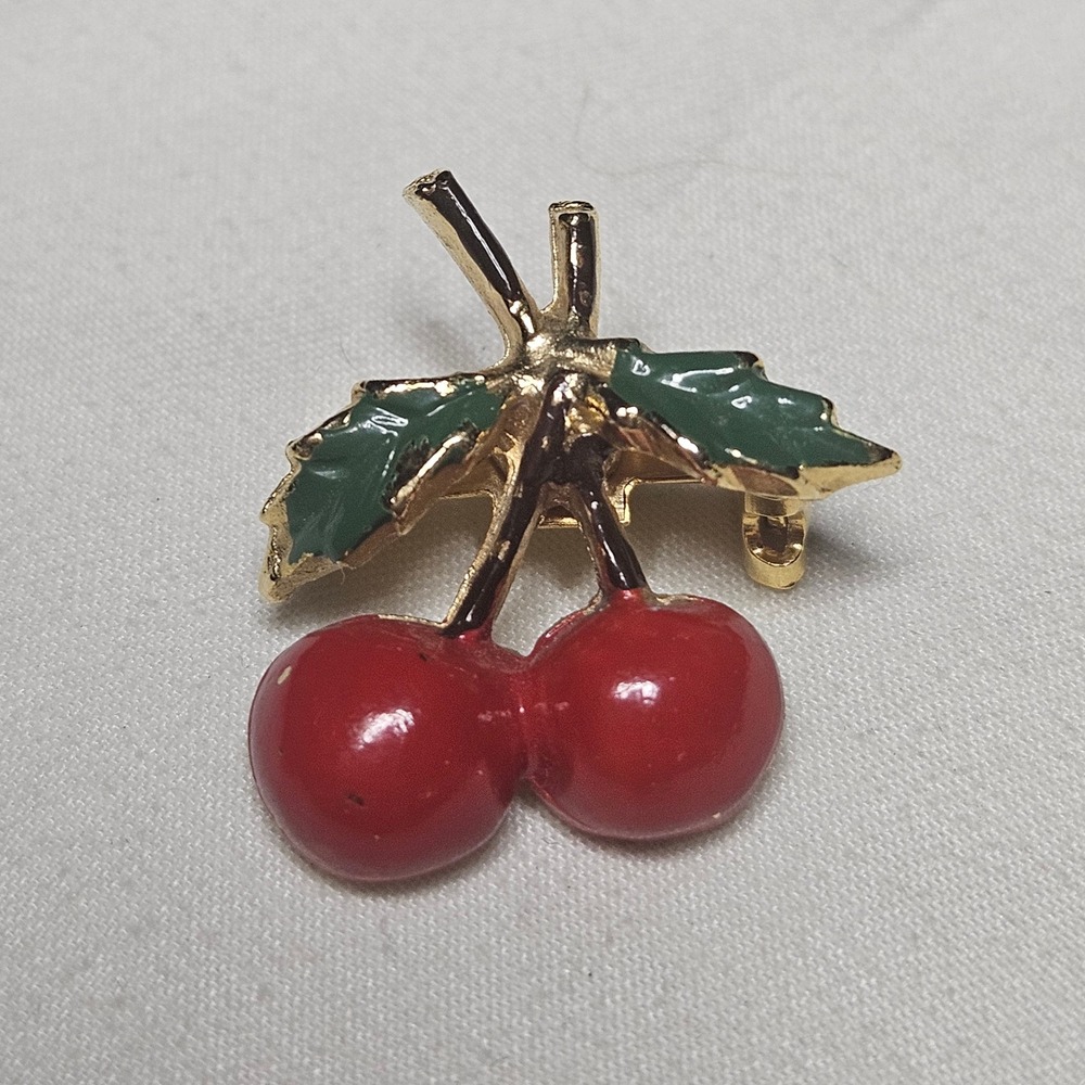 Cherry Brooch Pin Women OS Red Gold Tone Enamel Vintage Estate Fruit